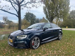 Audi A3 Limousine - 1.0 TFSI Sport S Line Edition Cosmos-blauw