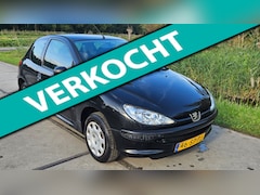 Peugeot 206 - 1.4 One-line