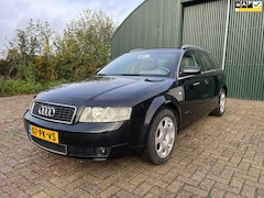 Audi A4 Avant - 1.6 Pro Line Panorama/ P sensor/ Airco/ Cruise/ APK