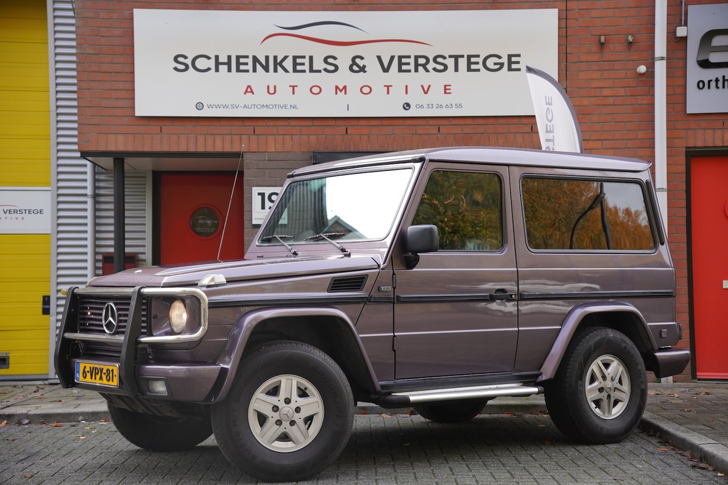 Mercedes-Benz G-klasse - 300 / Grijs kenteken / Schuifdak / Automaat Type GE - AutoWereld.nl
