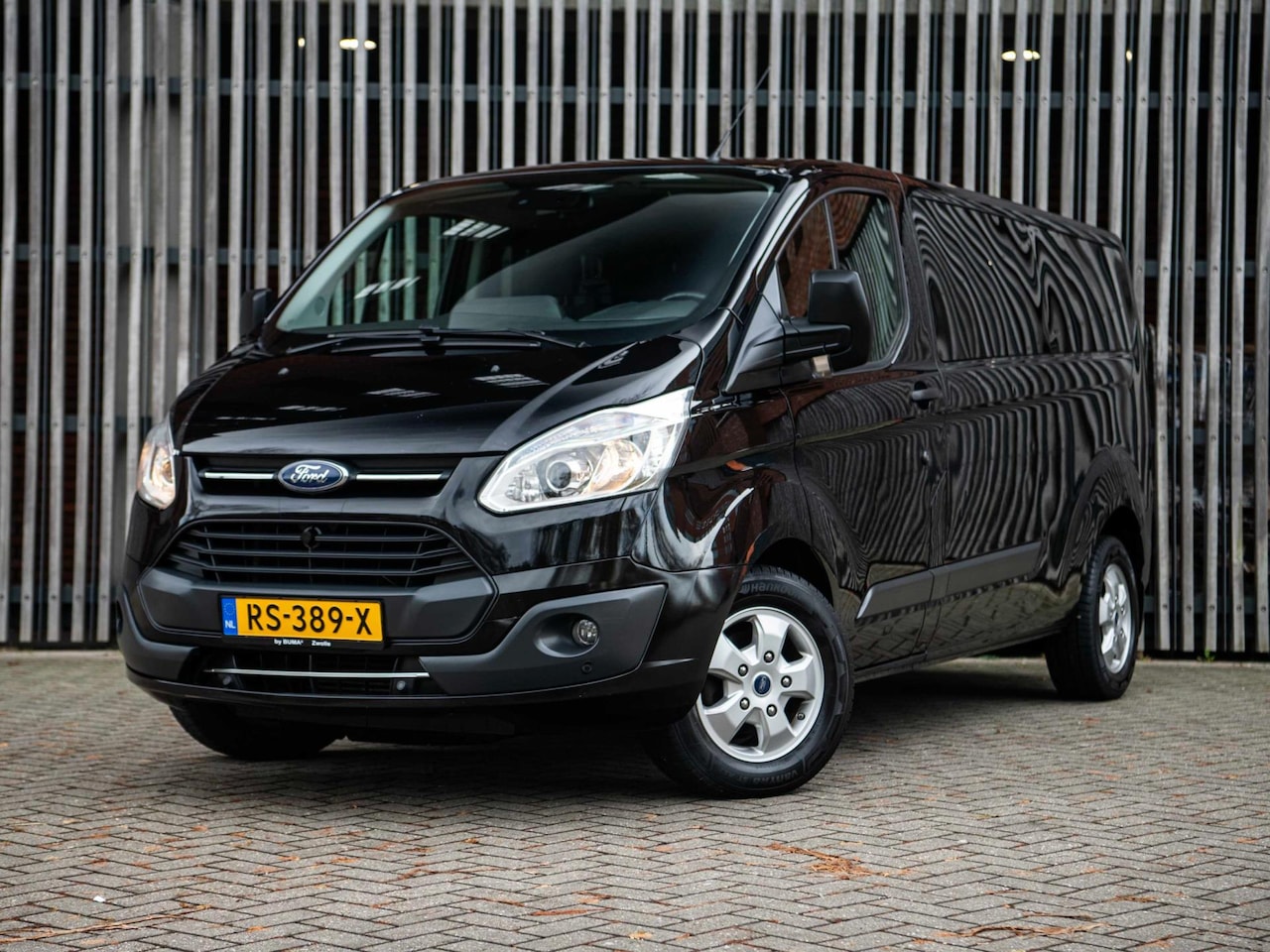 Ford Transit Custom - 2.0 TDCi 130pk H6 L2 9-Persoons |EX BTW|Airco|CruiseControl|LMV| - AutoWereld.nl
