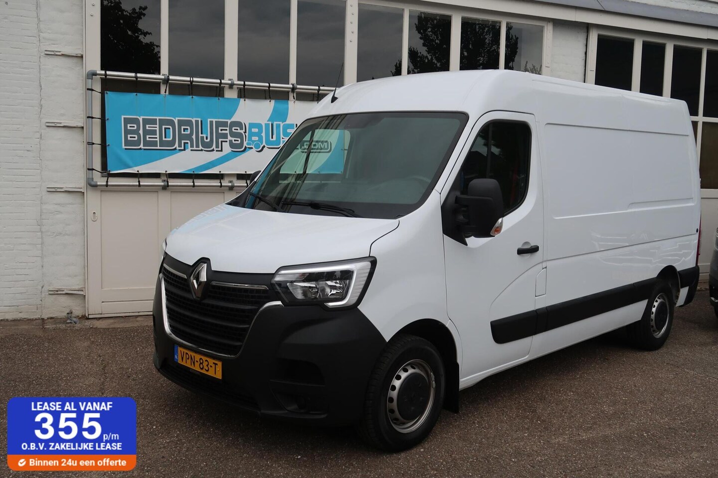 Renault Master - 135PK L2H2 EDITION 1eEig, Camera, Cruise, PDC, betimmering, trekhaak NETJES! - AutoWereld.nl