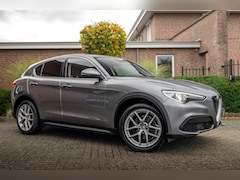 Alfa Romeo Stelvio - 2.0 T AWD Super First Edition 280 PK Leder Camera Keyless Stoel/Stuurverw. Elek Klep 20''