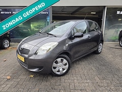 Toyota Yaris - 1.3 VVTi Sol | 1E EIGENAAR | 12MND GARANTIE | NW KOPPELING | AIRCO