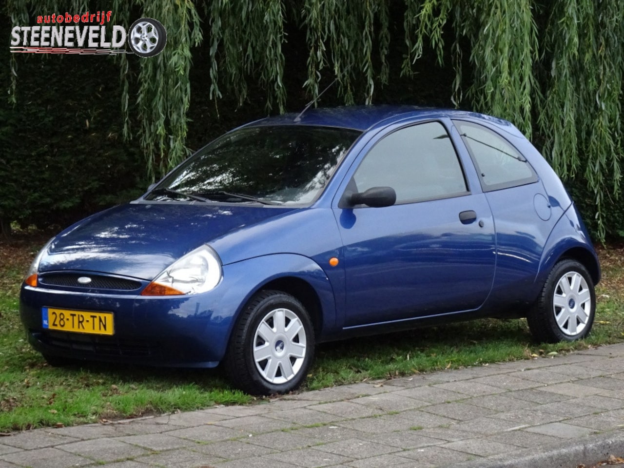 Ford Ka - 1.3 Futura met Radio en Airco - AutoWereld.nl