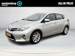 Toyota Auris - 1.6 Aspiration | Licht metalen velgen | Cruise control | Bluetooth | Parkeercamera achter