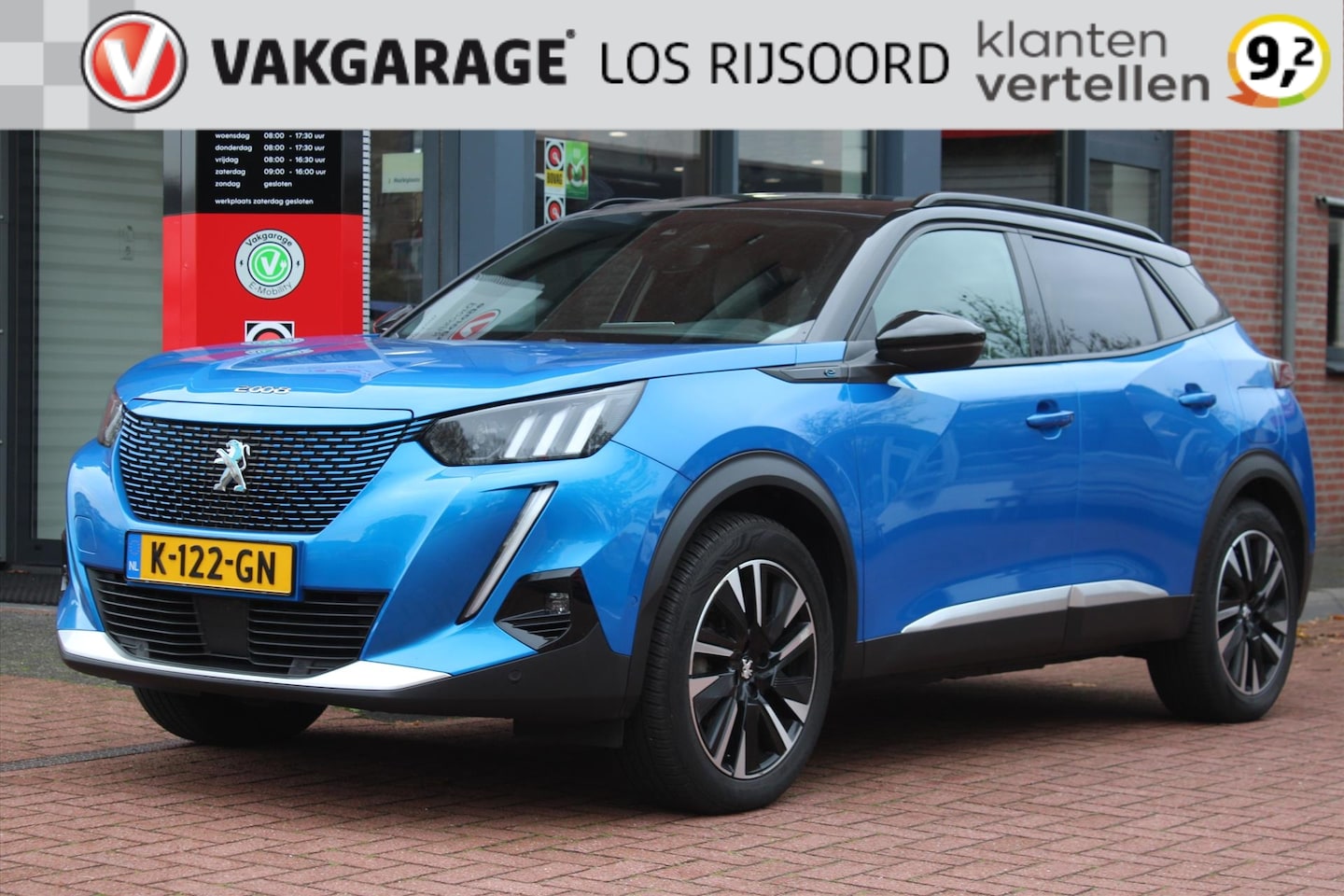 Peugeot e-2008 - EV 50kWh *GT* | Carplay | Cruise & Climate Control | Stoel verwarming | Camera | Privacy | - AutoWereld.nl