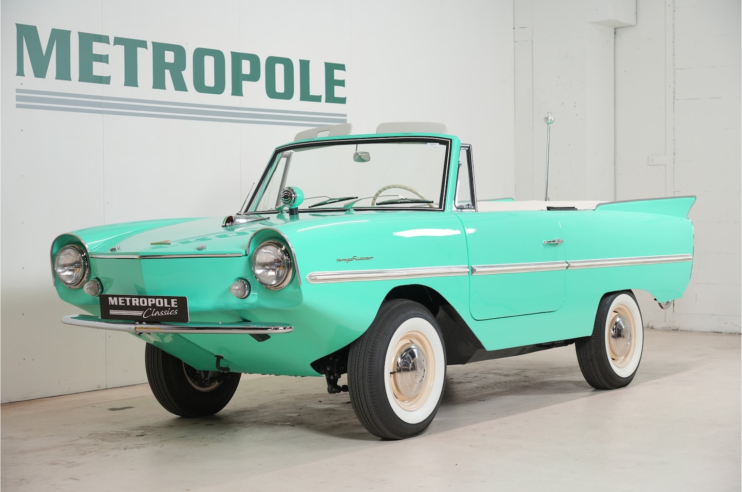 Amphicar 770 - M1065 - AutoWereld.nl