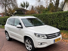 Volkswagen Tiguan - 2.0 TSI Sport&Style 4Motion R-LINE USA