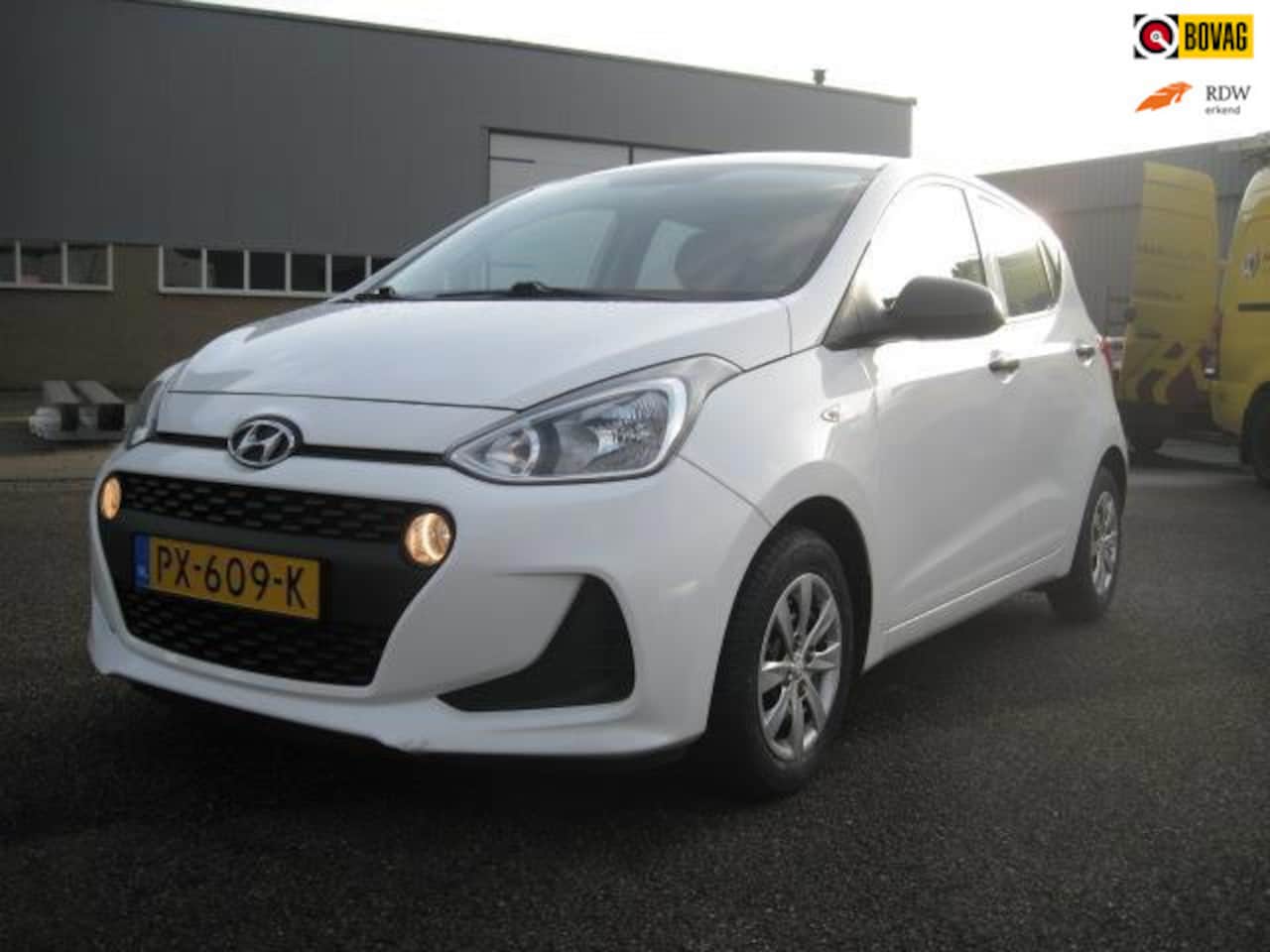 Hyundai i10 - 1.0i i-Motion AIRCO 2017 - AutoWereld.nl