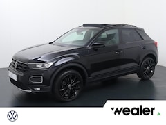 Volkswagen T-Roc - 1.5 TSI Sport | Trekhaak | Panoramadak | Navigatiesysteem | Voorstoelen verwarmd |