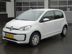 Volkswagen Up! - 1.0 BMT move up Automatische airco, navigatie, parkeersensoren, achteruitrijcamera, cruise