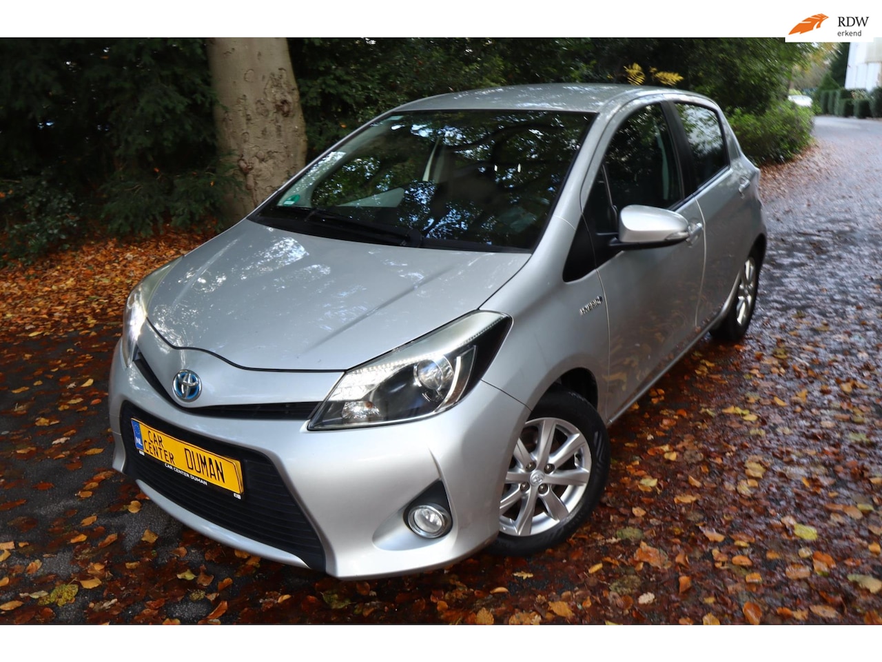 Toyota Yaris - 1.5 Full Hybrid Aspiration Navi Camera INCL BTW - AutoWereld.nl