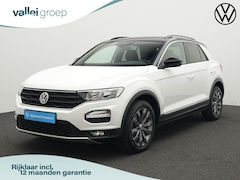 Volkswagen T-Roc - 1.5 TSI 150 pk DSG Sport | Trekhaak | Stoelverwarming | Parkeersensoren voor/achter | Elek