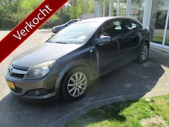 Opel Astra GTC - 1.8 Temptation