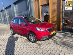 Peugeot 2008 - 1.2 automaat I pano l 35549 km l trekhaak Blue Lion