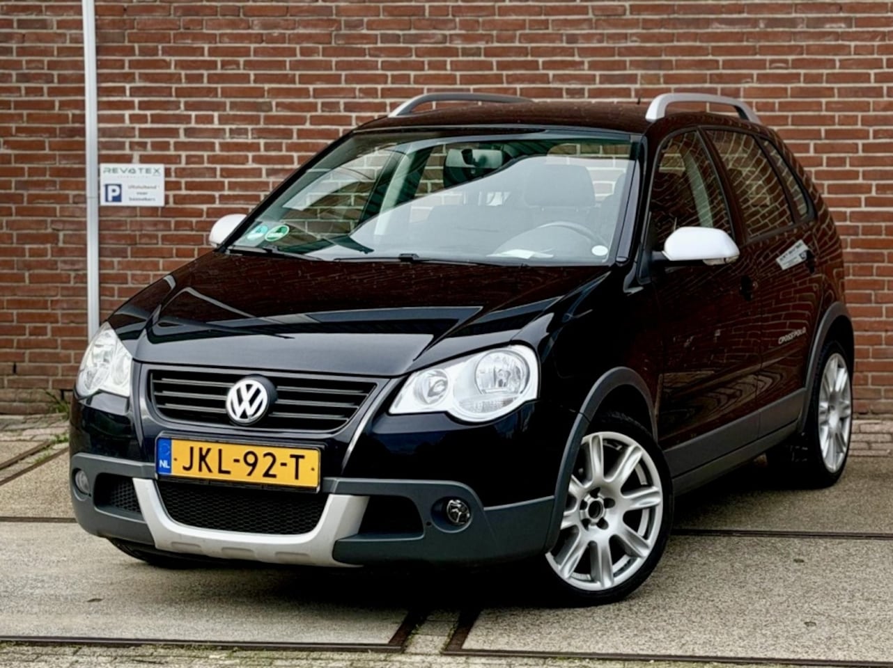 Volkswagen Polo - 1.4-16V Cross 1.4-16V Cross - AutoWereld.nl