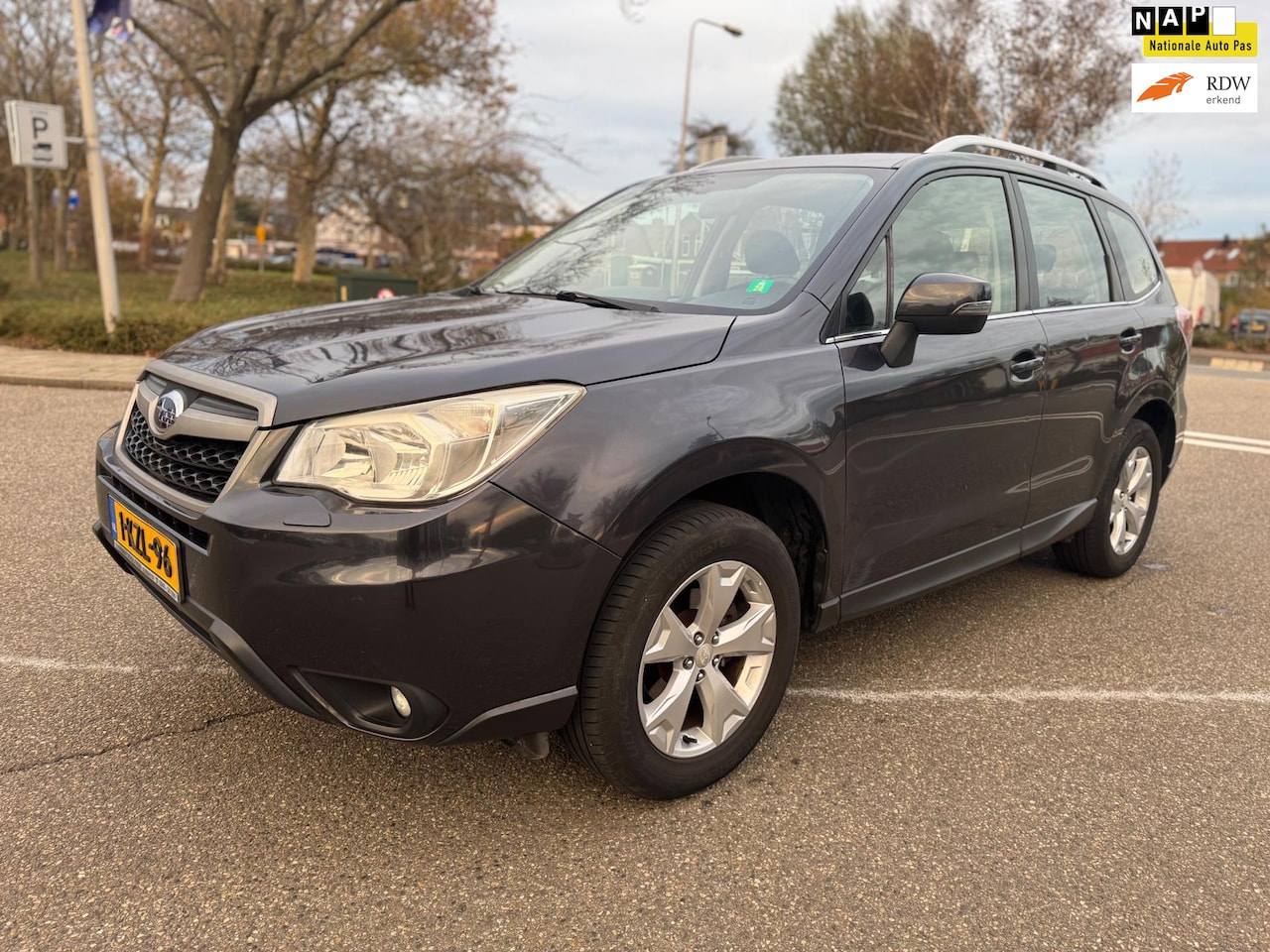 Subaru Forester - 2.0 Luxury / automaat / airco / cruise.control / elek.pakket / camera / trekhaak / lmv / n - AutoWereld.nl