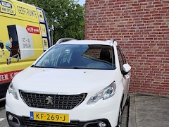 Peugeot 2008 - 1.2 PureTech Blue Lion