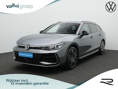 Volkswagen Passat Variant - 1.5 eHybrid 272 pk DSG R-Line Edition | Trekhaak | IQ Light | Adaptive Cruise | Park Assis