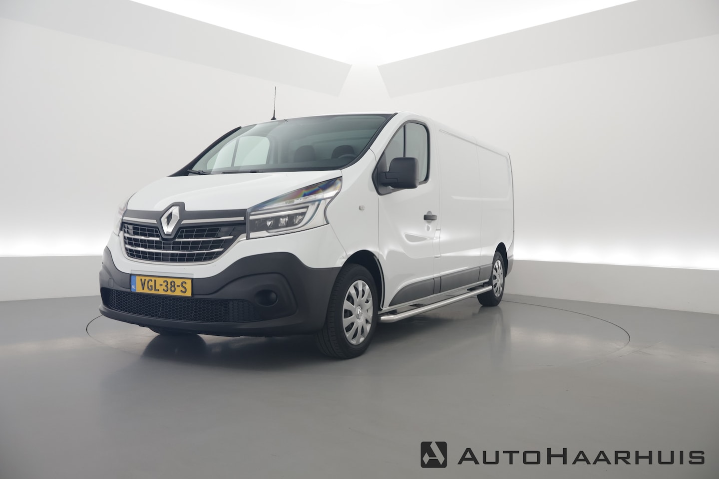 Renault Trafic - 2.0 dCi 120 T29 L2H1 Comfort | Navi | Android Auto | Cruise | Airco | PDC A | - AutoWereld.nl