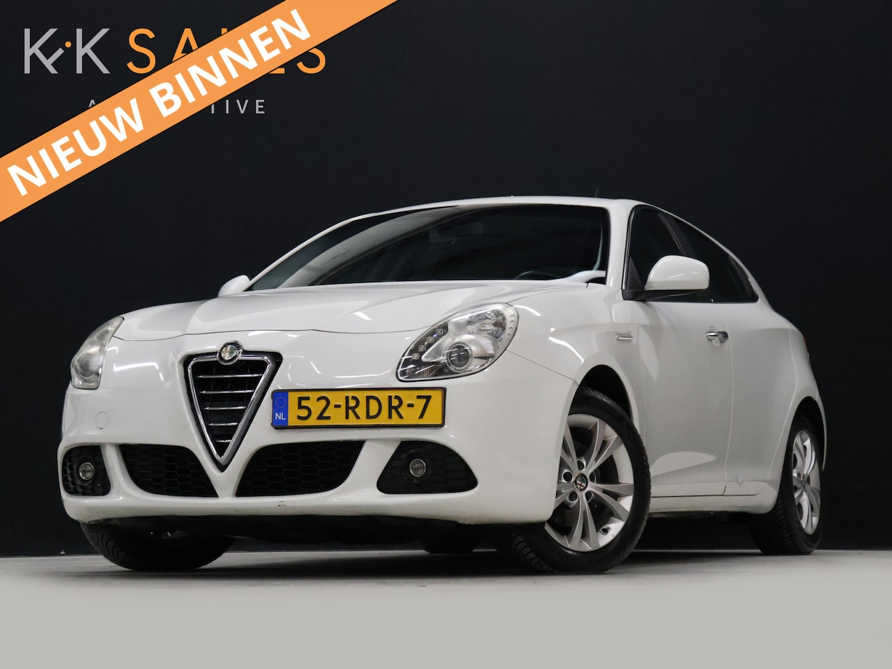Alfa Romeo Giulietta - 1.4 T Distinctive [NAVIGATIE, CRUISE CONTROL, CLIMATE CONTROL, BLUETOOTH, CD-SPELER, 6-BAK - AutoWereld.nl