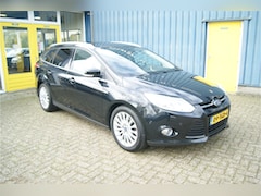 Ford Focus Wagon - 1.6 EcoBoost Titanium, Leer, Xenon, 180 pk, Nieuwe APK