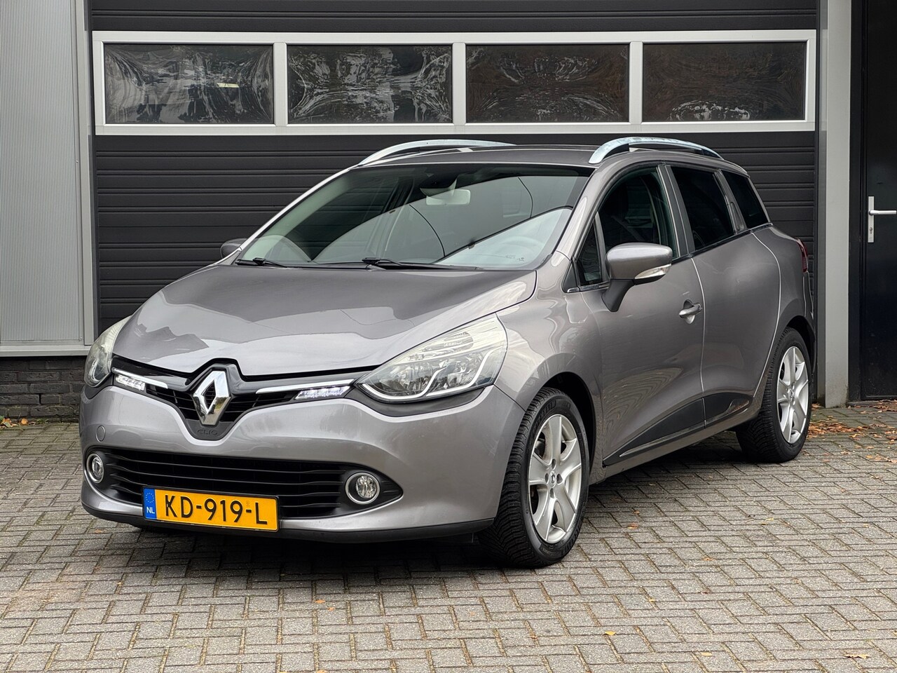 Renault Clio Estate - 0.9 TCe Dynamique Navi, Keyless, Cruise, Climate Control, - AutoWereld.nl