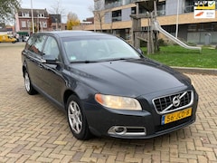 Volvo V70 - 2.4D Limited Edition, Aut, Trekhaak, Cruise/Climate control, Leder, Pdc, Lmv, Geen import,