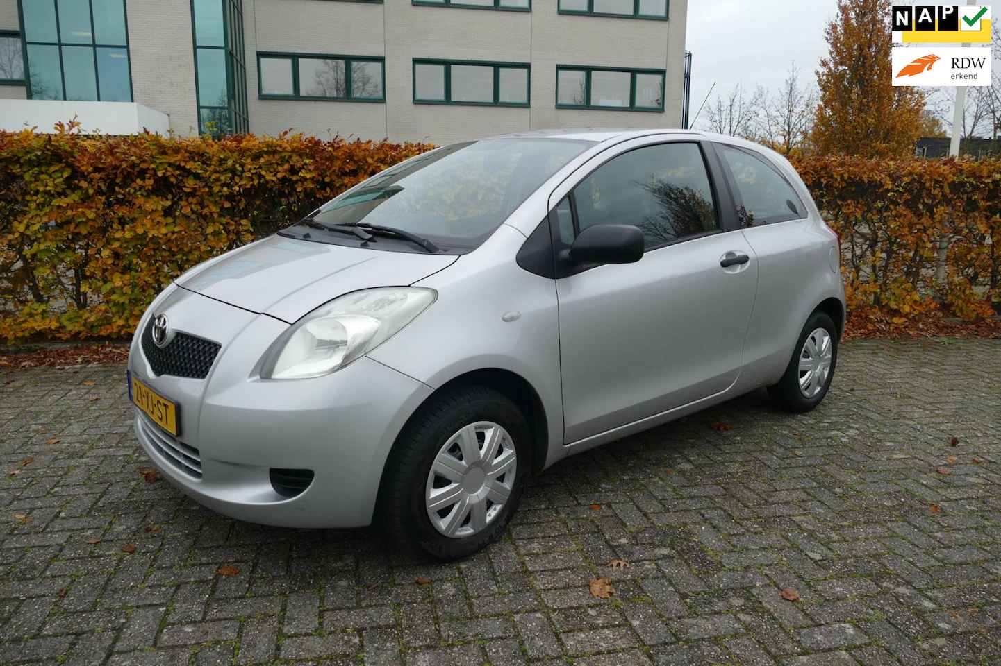 Toyota Yaris - 1.0 VVTi Apk 20-06-2026 Elektrische spiegels - AutoWereld.nl