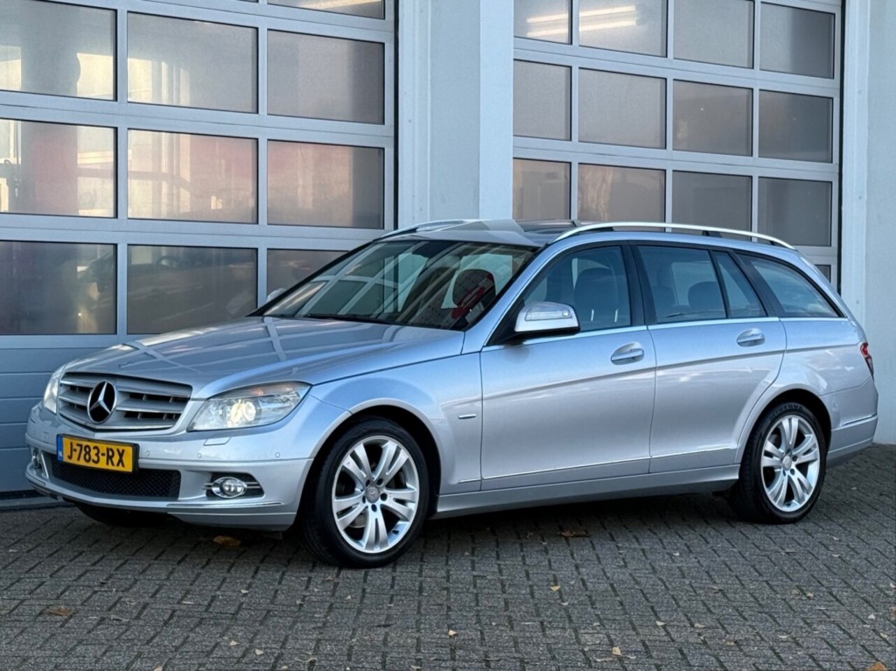Mercedes-Benz C-klasse - C180 Elegance 6-Bak Xenon Navi Schuif-dak Trekhaak - AutoWereld.nl