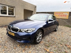 BMW 3-serie - 320i High Executive Edition