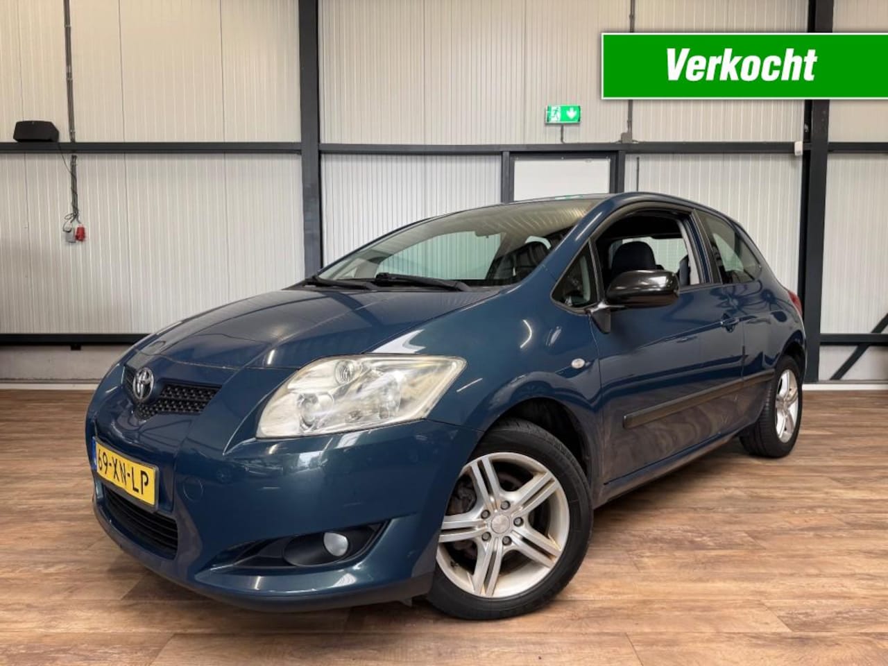 Toyota Auris - 1.6-16v Sol / CLIMA / CRUISE / AUTOMAAT - AutoWereld.nl