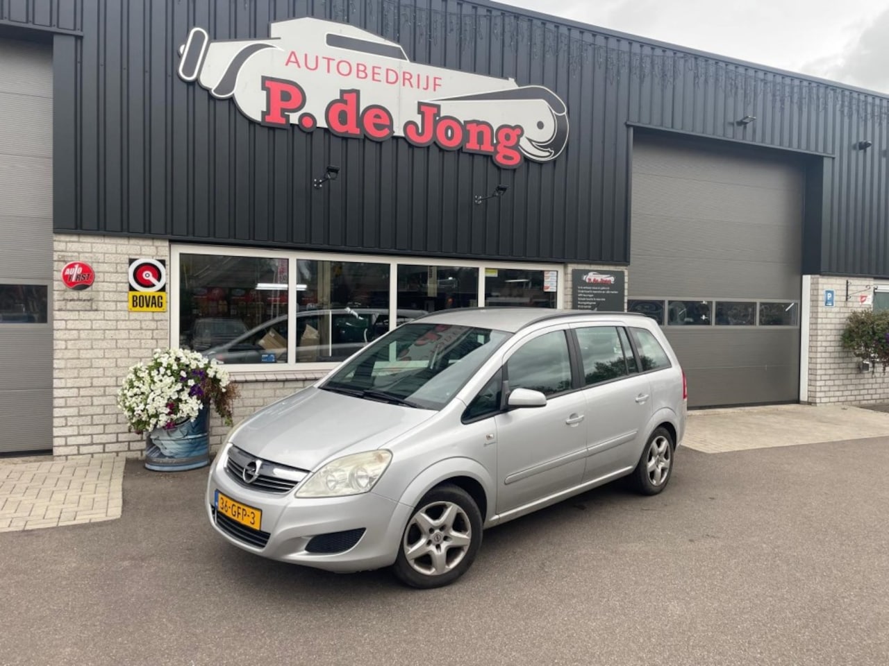 Opel Zafira - 1.8 TEMPTATION 7 persoons Airco Cruise - AutoWereld.nl