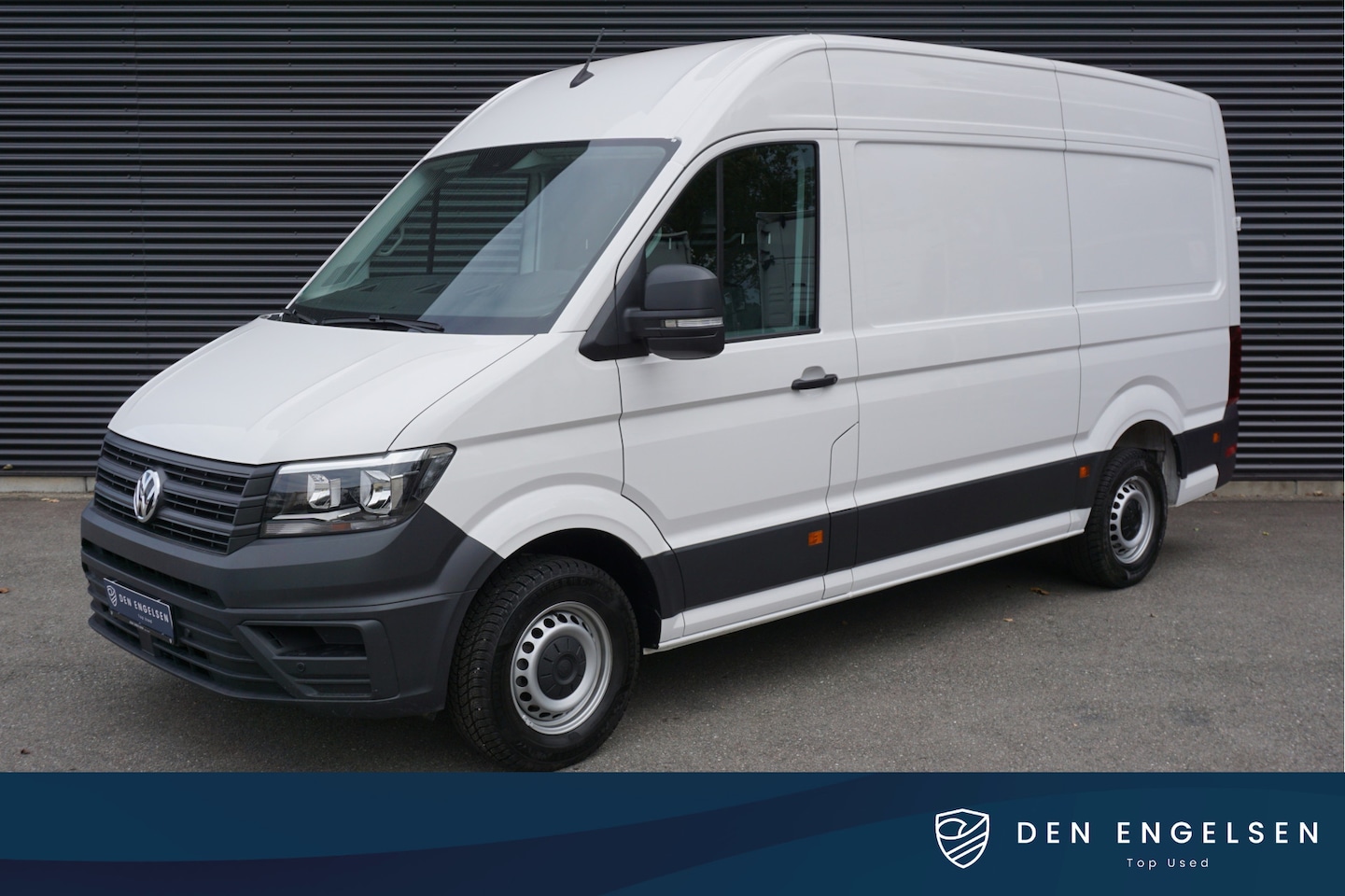 Volkswagen Crafter - 35 | 163 PK RWD AUT | App-Connect | Camera | Climatronic | 3,5T Trekhaak | Stoelverwarming - AutoWereld.nl