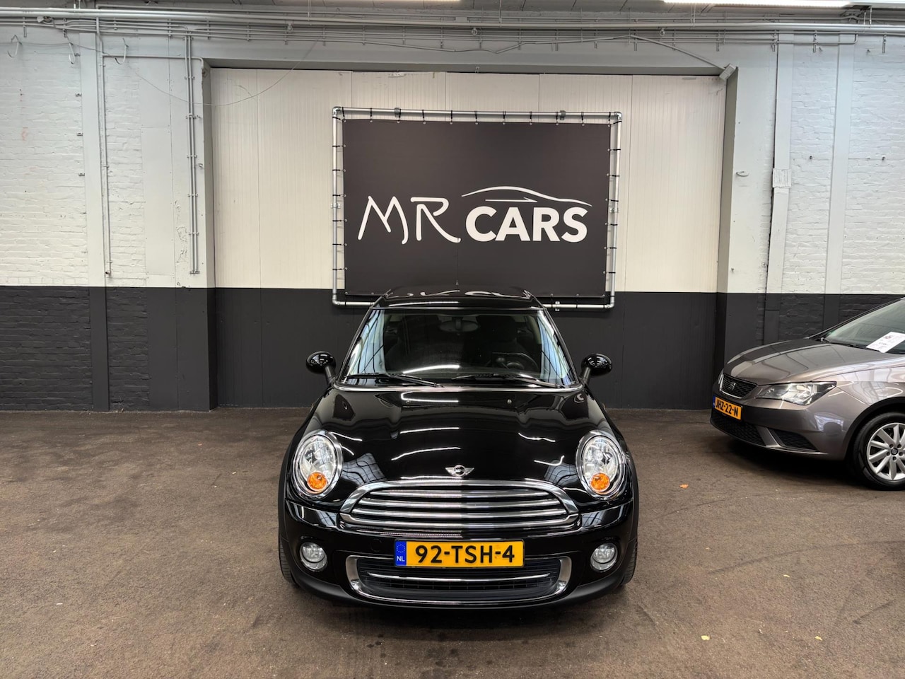 MINI Clubman - 1.6 Cooper Business Line Mini 1.6 Cooper Business Line - AutoWereld.nl