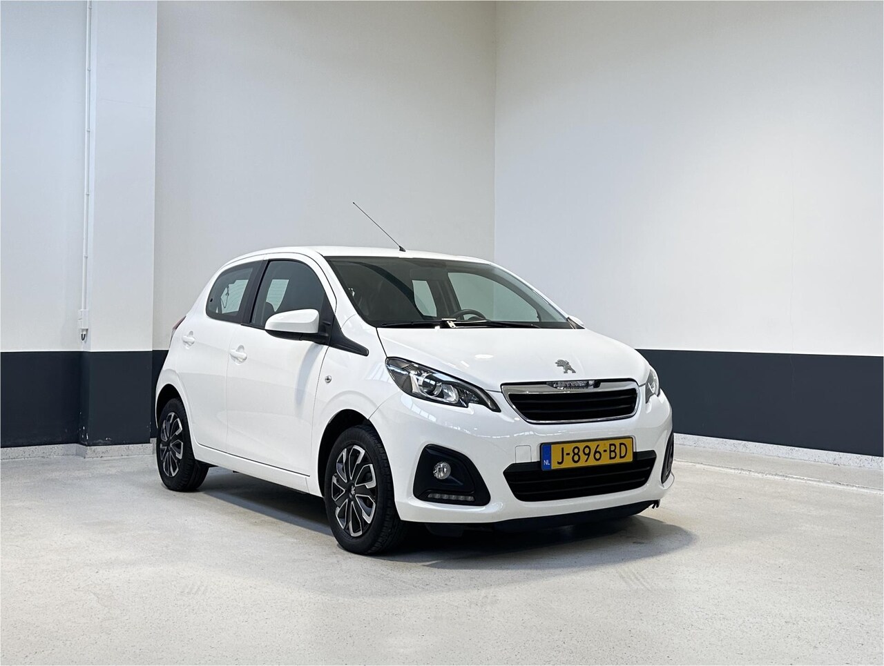 Peugeot 108 - 1.0 e-VTi Active | Bluetooth | NL | - AutoWereld.nl