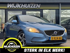 Volvo V40 - 1.6 D2 Base Business met Airco Navigatie Cruise Nap
