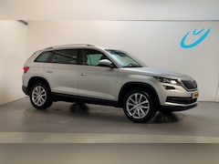 Skoda Kodiaq - 1.5 TSI 150pk DSG Business Edition Leder-Stof Camera Navigatie Sfeerverlichting