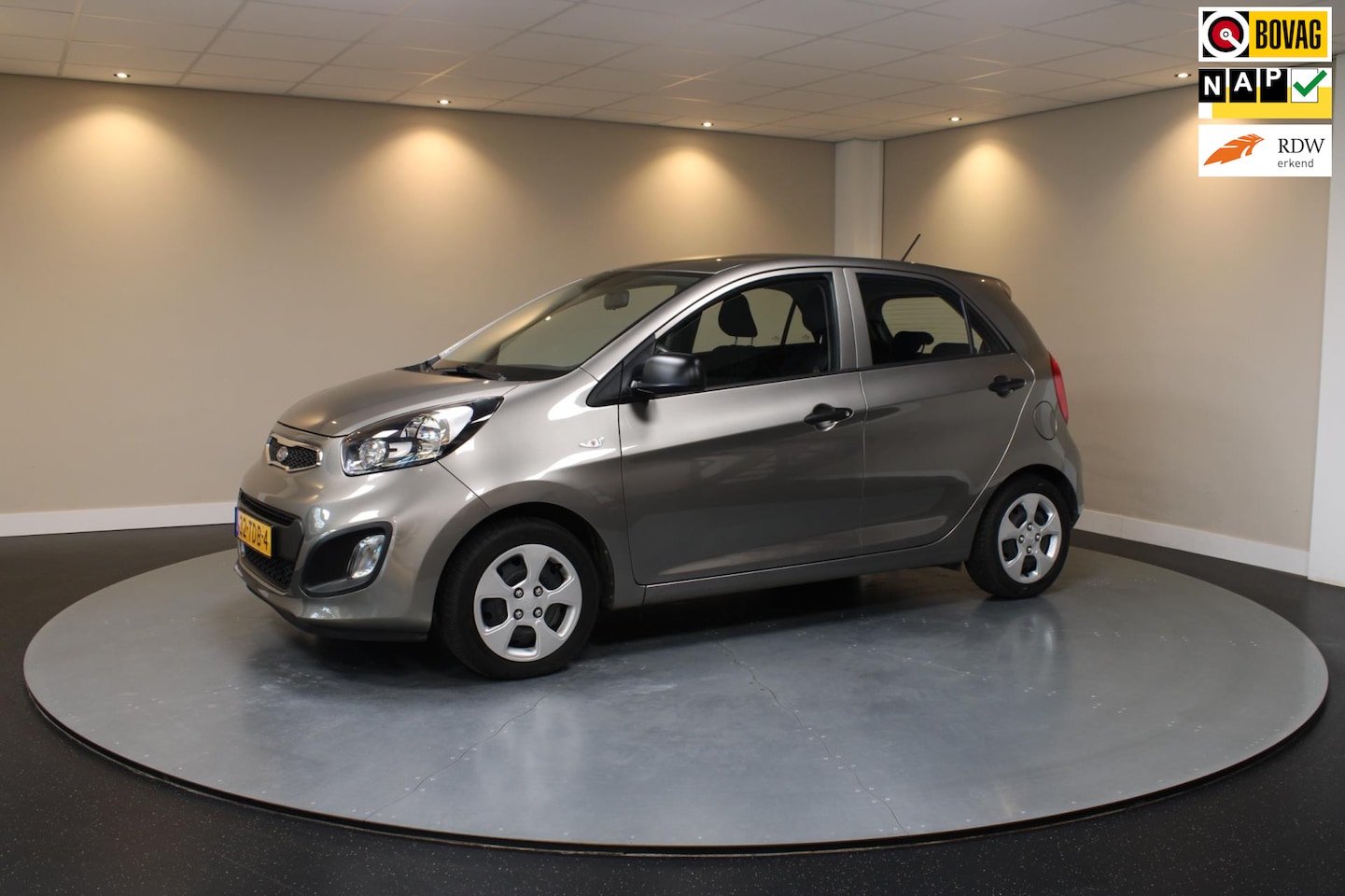 Kia Picanto - 1.2 CVVT Comfort Pack *Automaat* 2de Eigenaar|All-seasons|Airco - AutoWereld.nl