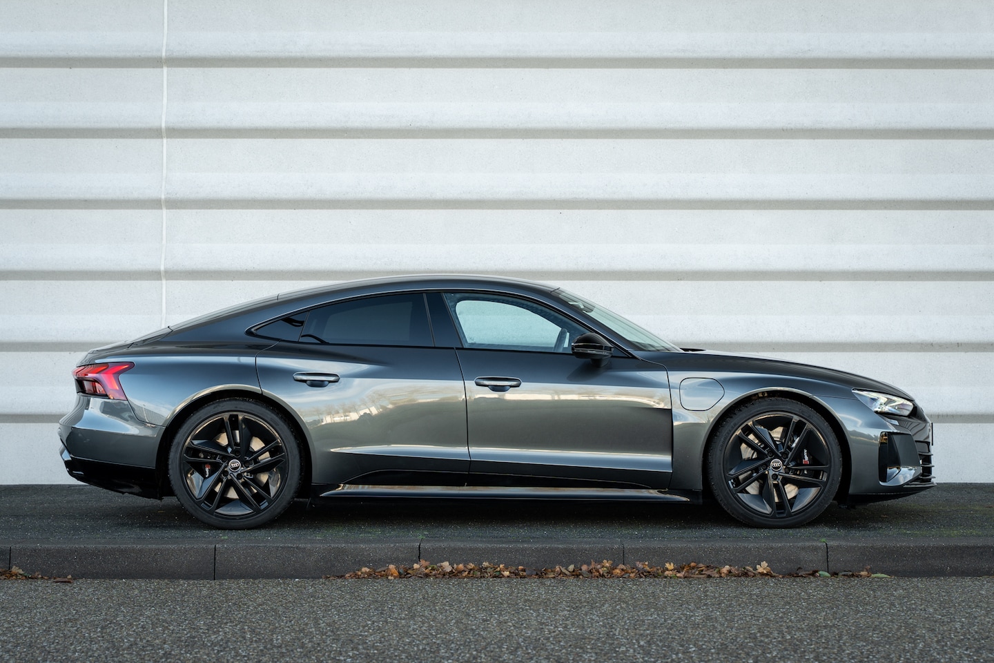 Audi e-tron GT - RS Audi RS e-tron GT 2023 – Full Options! – 600 pk – slechts 12.750 km! - AutoWereld.nl