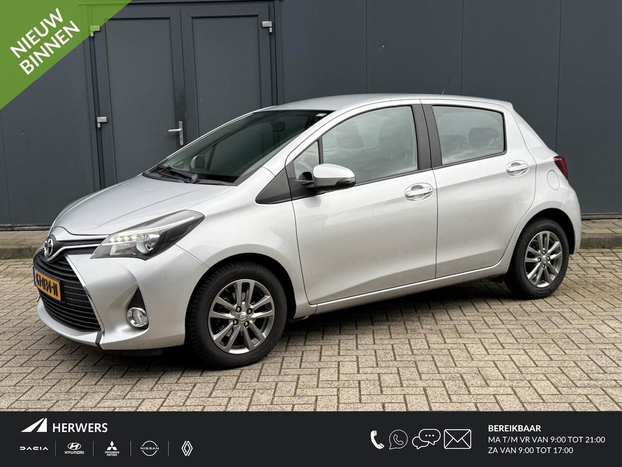 Toyota Yaris - 1.3 VVT-i Aspiration / Climate Control / Eerste Eigenaar - NAP / Navigatie / Cruise Contro - AutoWereld.nl