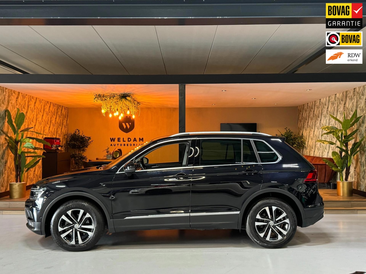 Volkswagen Tiguan - 1.5 TSI ACT IQ-Drive Garantie Trekhaak Xenon Carplay ACC Clima Navi Led Dab Front Ass Rijk - AutoWereld.nl
