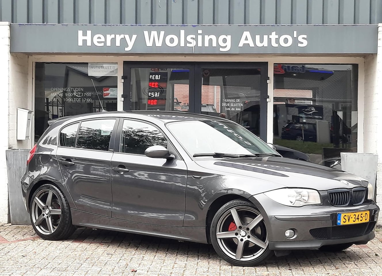 BMW 1-serie - 116i 5 Drs 18 Inch Lmv Harman Kardon - AutoWereld.nl