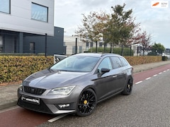 SEAT Leon ST - 1.8 TSI FR Dynamic Navigatie Panorama-Dak Cruise/Climate-Control Seat-Sound Parkeersensore