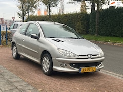 Peugeot 206 - 1.4 X-line *AIRCO/ APK 11-2026