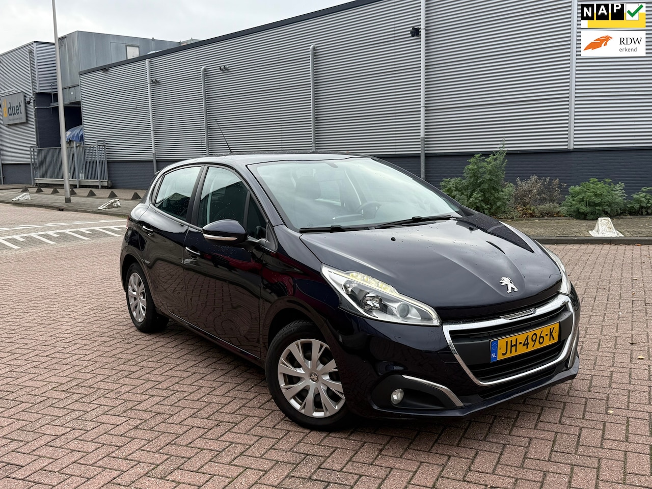 Peugeot 208 - 1.2 PureTech Blue Lion Airco 5 DR APK PDC NAVI APK - AutoWereld.nl