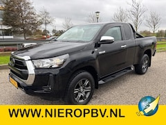 Toyota HiLux - 2.4 D4-D Xtra Cab 4x4 Automaat Airco Cruisecontrol Trekhaak 29000KM