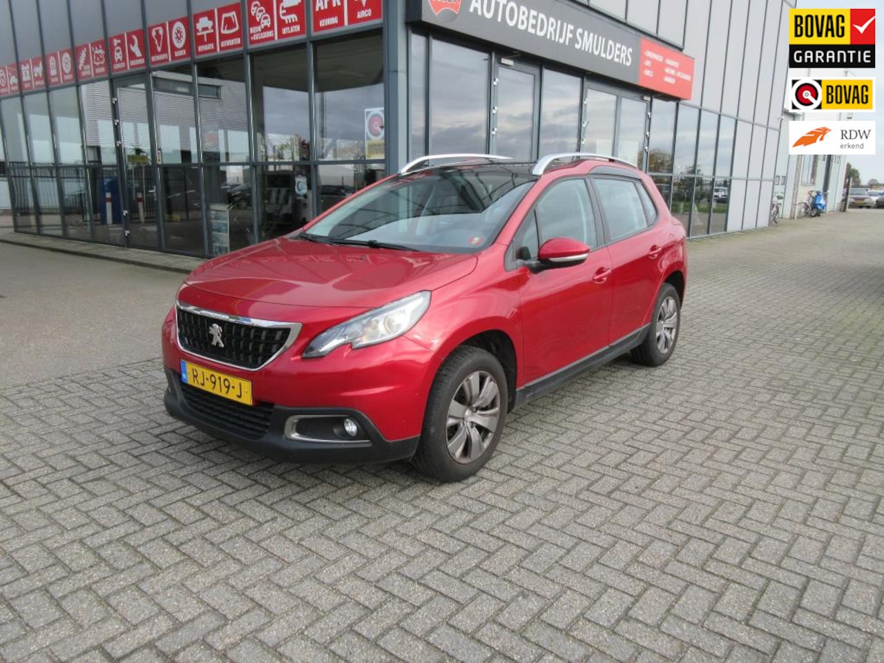 Peugeot 2008 - 1.2 PureTech Blue Lion 1.2 PureTech Blue Lion - AutoWereld.nl