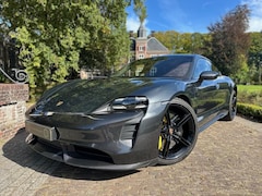 Porsche Taycan - Turbo S | Alcantara | Keramisch | Sport Chrono | Pano |
